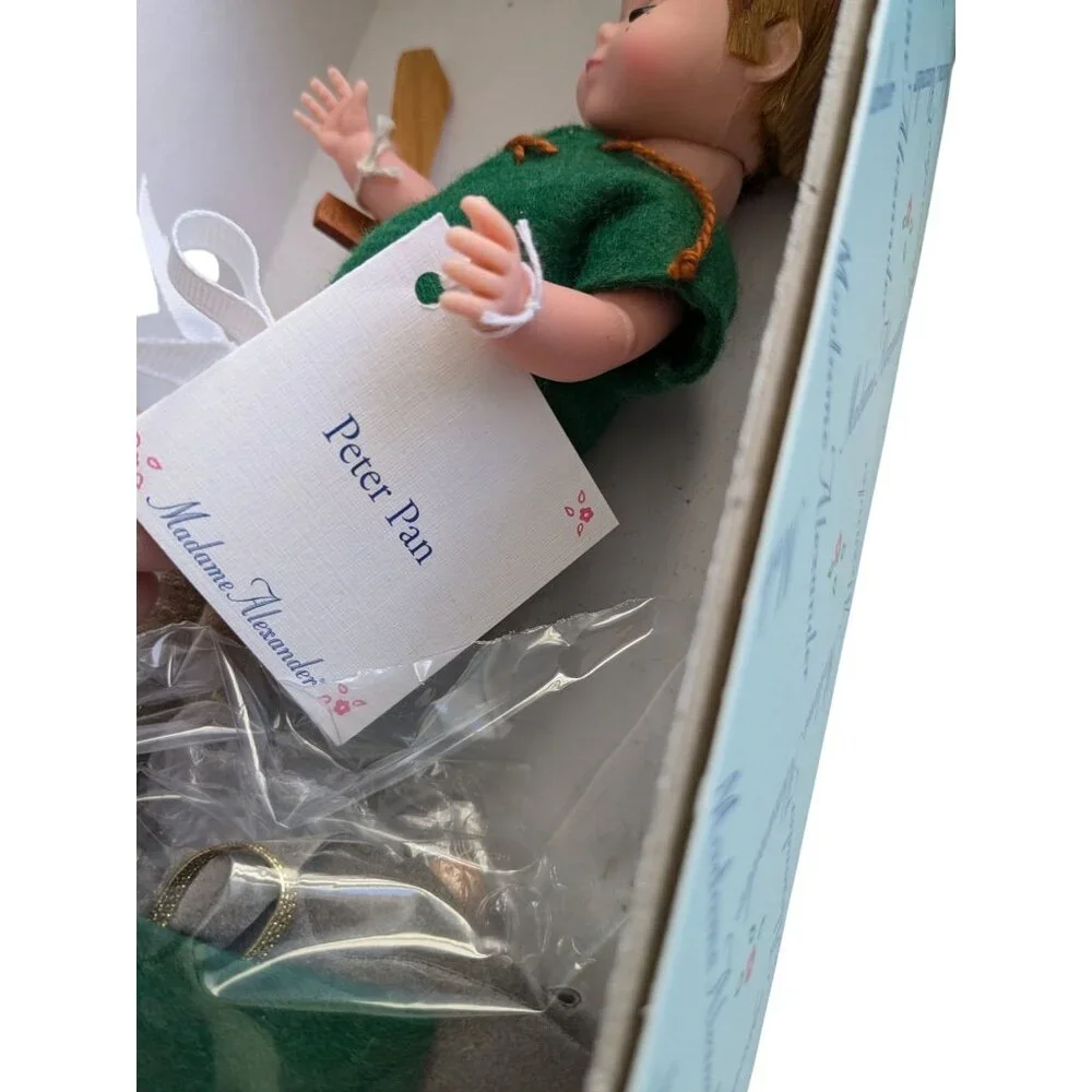 Madame Alexander Peter Pan Doll in Original Box - Picture 2 of 6